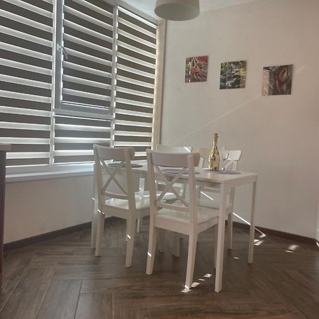 Sunset Luxury Apartment Varna Esterno foto